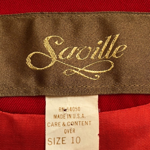 Women's Saville Red 100% Wool Blazer - Picture 13 of 16